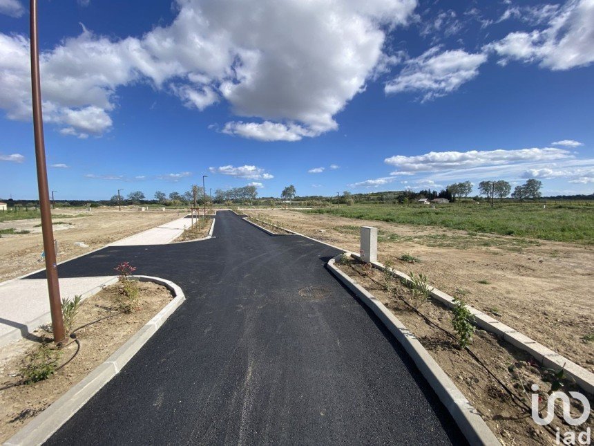 Terrain de 1 299 m² à Tourbes (34120)