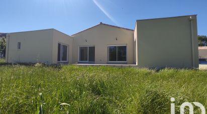 Maison 4 pièces de 110 m² à Ribaute-les-Tavernes (30720)