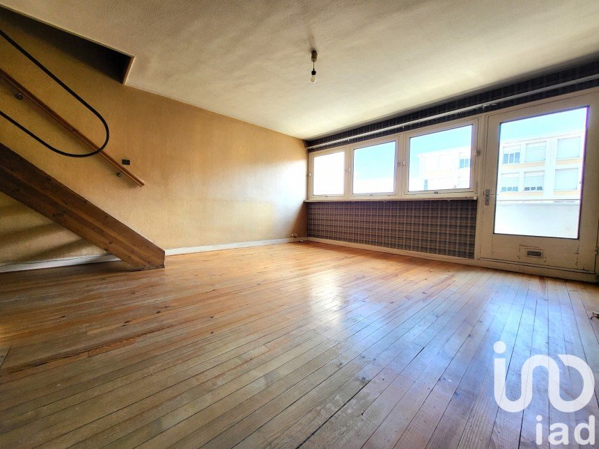 Apartment 5 rooms of 67 m² in Saint-Étienne (42100)