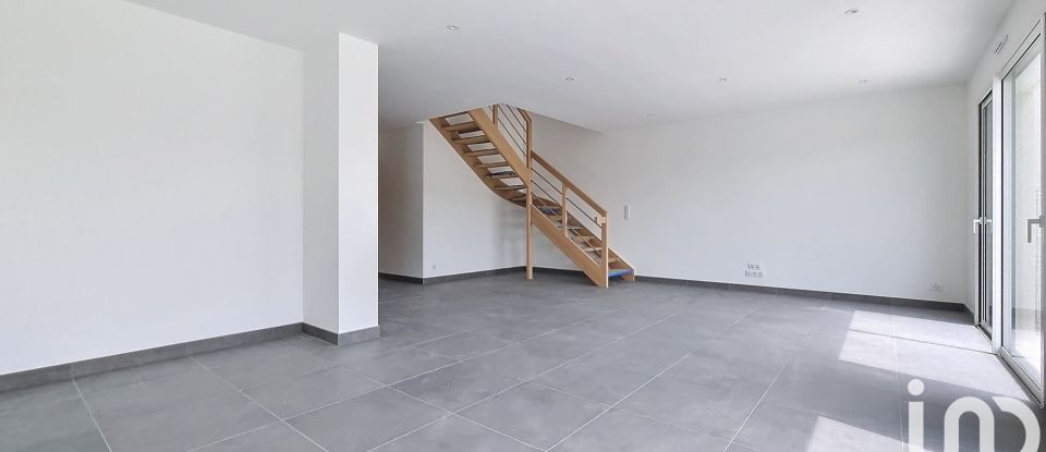 Maison 6 pièces de 116 m² à Allaire (56350)