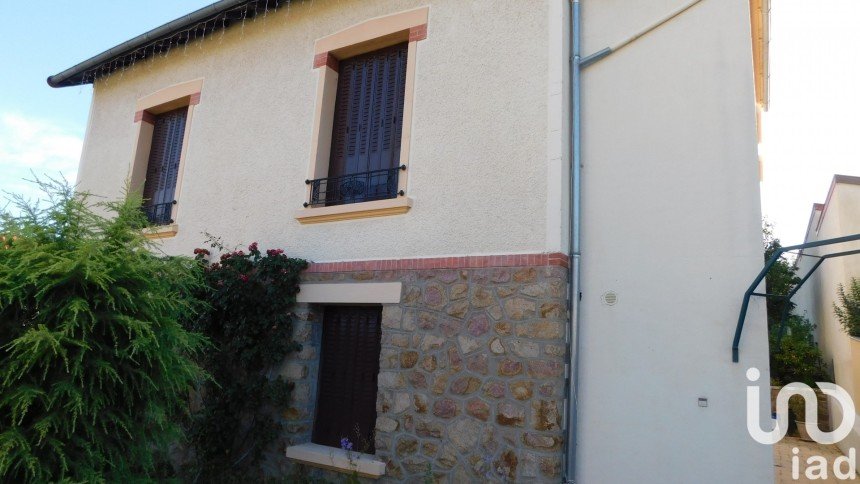 Maison traditionnelle 6 pièces de 92 m² à Montluçon (03100)