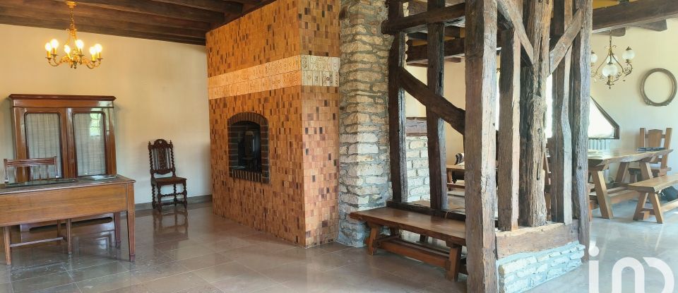 Country house 4 rooms of 136 m² in La Villeneuve-au-Chêne (10140)