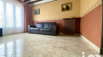 House 5 rooms of 106 m² in Dammarie-les-Lys (77190)