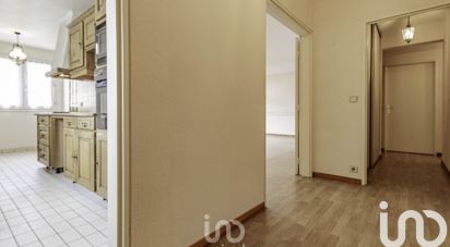 Appartement 3 pièces de 82 m² à Poissy (78300)