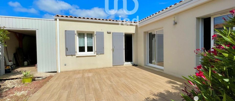 House 4 rooms of 84 m² in Les Mathes (17570)