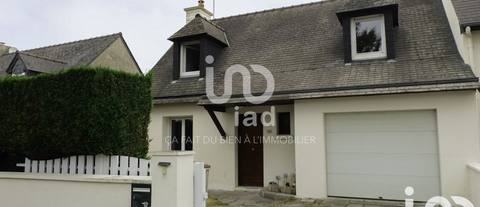 Traditional house 5 rooms of 87 m² in Saint-Malo (35400)