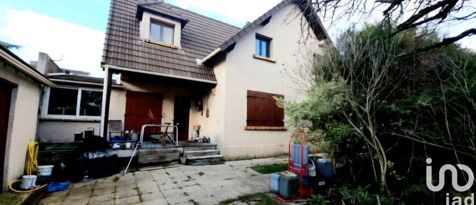 Maison 6 pièces de 118 m² à Bezons (95870)