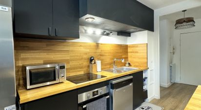 Appartement 2 pièces de 47 m² à Bordeaux (33000)