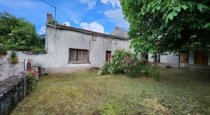 Country house 2 rooms of 87 m² in Massais (79150)