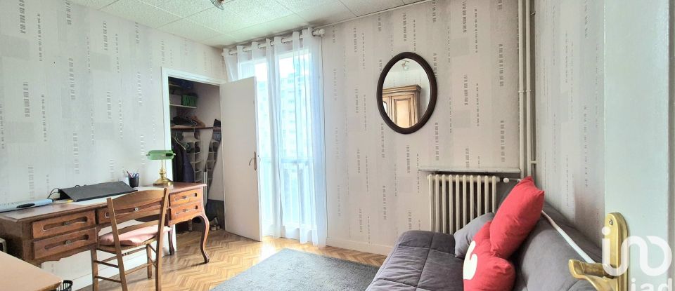 Appartement 4 pièces de 69 m² à Saint-Étienne (42100)