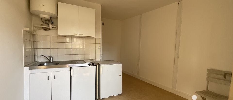 Apartment 1 room of 13 m² in Rennes (35000)