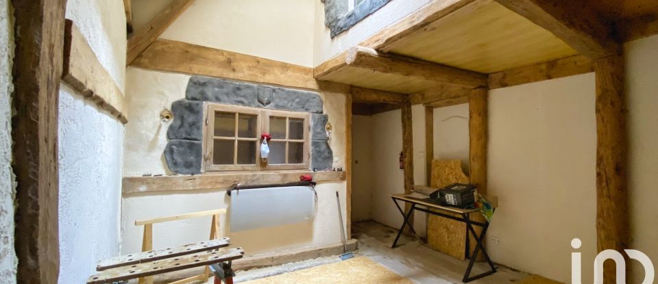 Country house 10 rooms of 225 m² in Saint-Jean-Lachalm (43510)