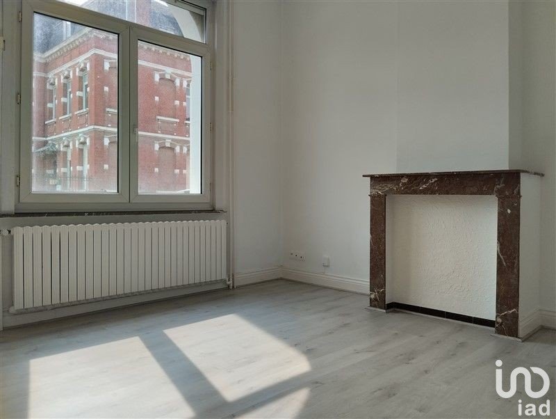 Town house 5 rooms of 111 m² in Cambrai (59400)