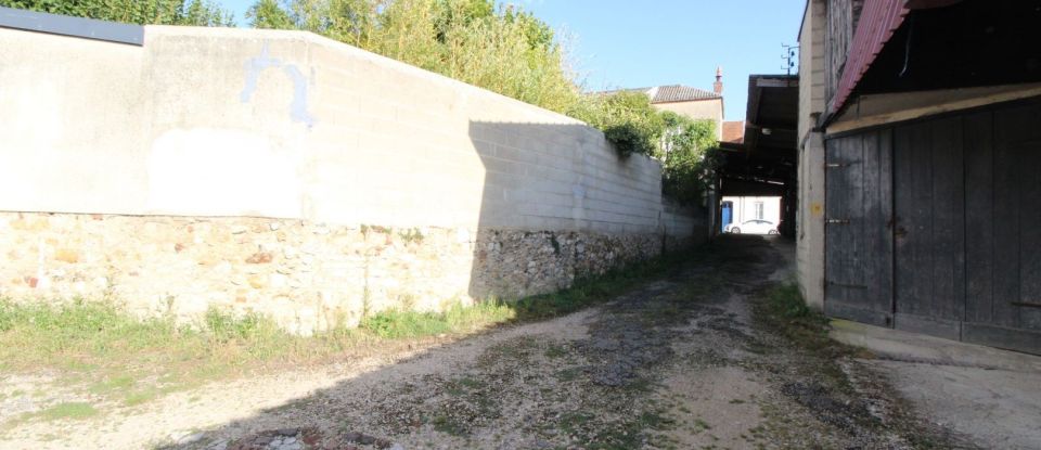 Parking of 630 m² in Épernay (51200)