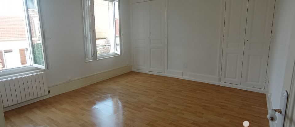 Maison 8 pièces de 216 m² à Beauvais (60000)