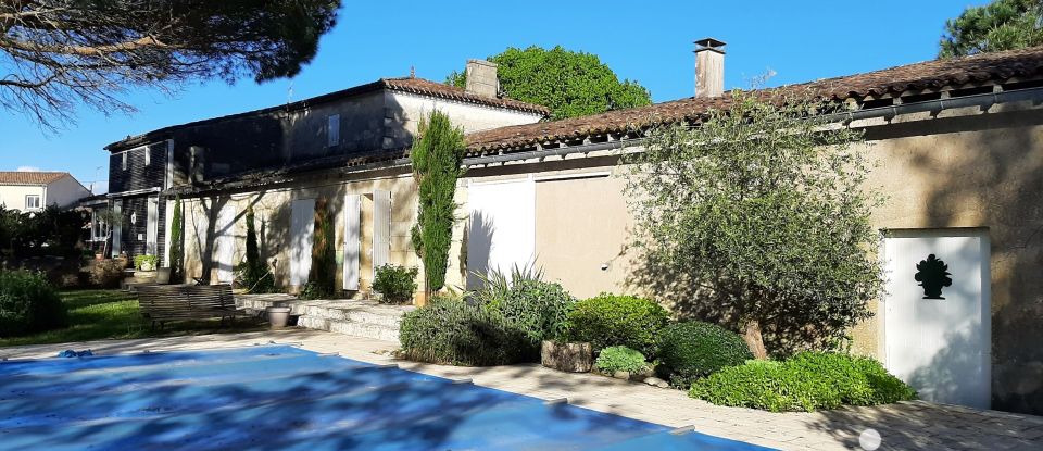 Maison 10 pièces de 315 m² à Saint-Émilion (33330)