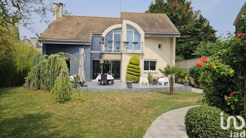 Maison 7 pièces de 194 m² à Cergy (95000)