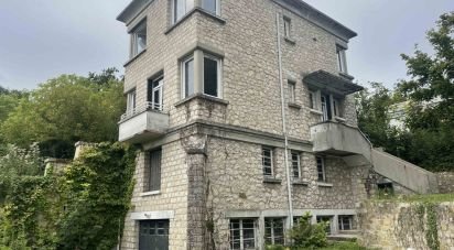 Maison 5 pièces de 152 m² à Saint-Pierre-lès-Nemours (77140)