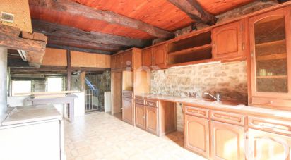 House 10 rooms of 186 m² in Montagnol (12360)