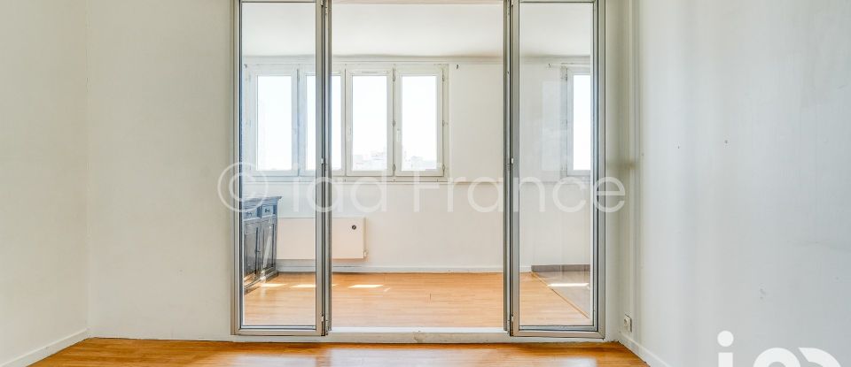 Appartement 3 pièces de 54 m² à Montreuil (93100)