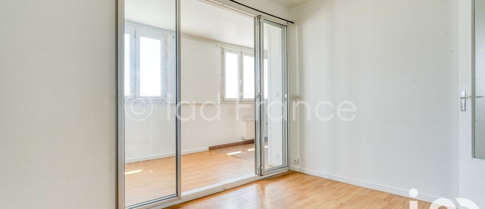 Appartement 3 pièces de 54 m² à Montreuil (93100)