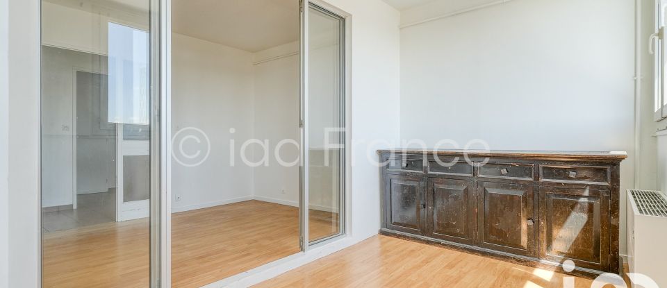 Appartement 3 pièces de 54 m² à Montreuil (93100)