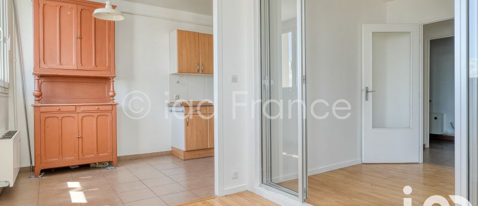 Appartement 3 pièces de 54 m² à Montreuil (93100)