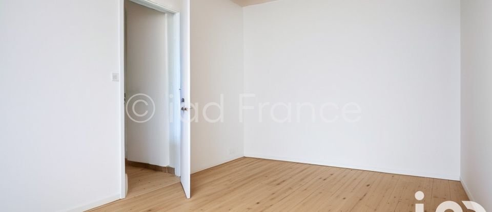 Appartement 3 pièces de 54 m² à Montreuil (93100)