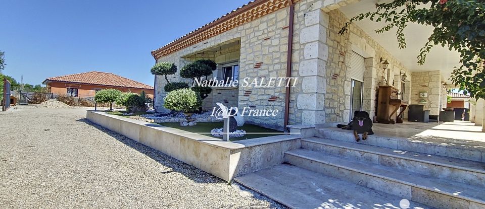 Maison 4 pièces de 160 m² à Castelsarrasin (82100)