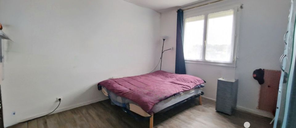 Appartement 4 pièces de 77 m² à Lannion (22300)