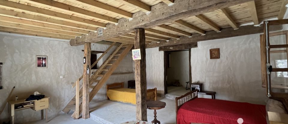 Barn conversion 2 rooms of 95 m² in Borce (64490)