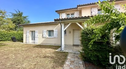 Maison 5 pièces de 119 m² à Saint-Médard-en-Jalles (33160)