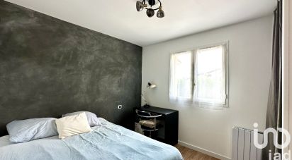 House 5 rooms of 119 m² in Saint-Médard-en-Jalles (33160)