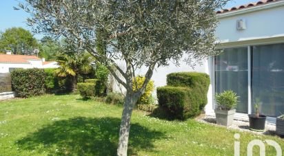 House 6 rooms of 117 m² in Royan (17200)