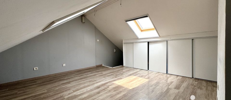 Maison de ville 4 pièces de 70 m² à Tourcoing (59200)