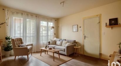 Appartement 3 pièces de 55 m² à Montreuil (93100)