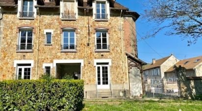 Maison 7 pièces de 205 m² à Marcoussis (91460)