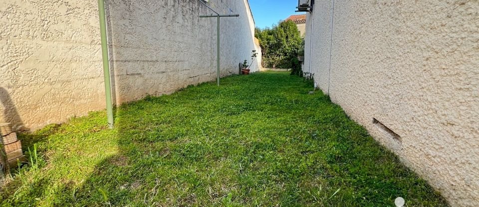 Maison traditionnelle 5 pièces de 105 m² à Saint-Martin-de-Crau (13310)