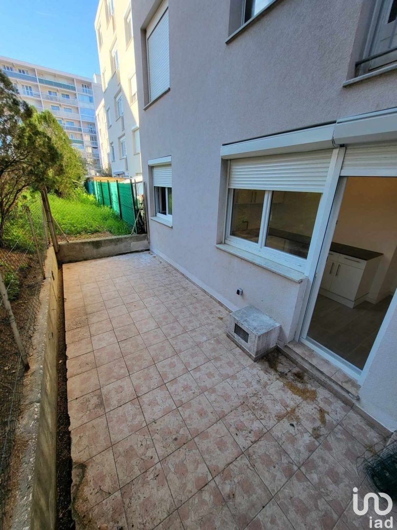 Apartment 3 rooms of 58 m² in Toulon (83200)