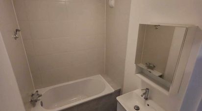 Appartement 3 pièces de 58 m² à Toulon (83200)