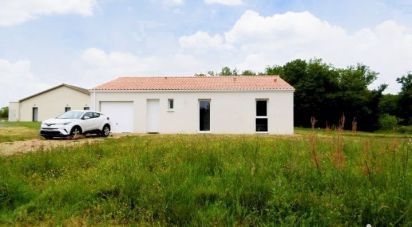 House 6 rooms of 114 m² in Chapelle-Viviers (86300)