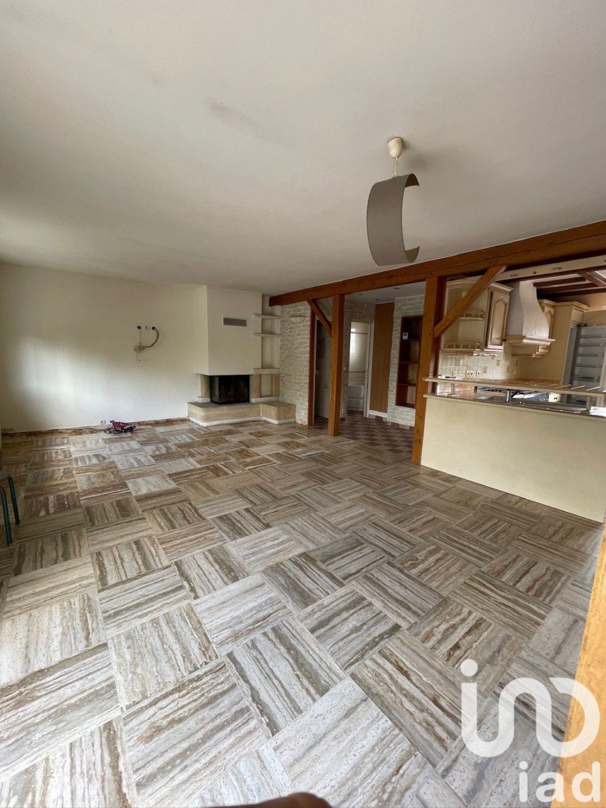 Maison traditionnelle 4 pièces de 85 m² à Viry-Châtillon (91170)