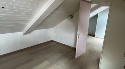 Maison traditionnelle 4 pièces de 85 m² à Viry-Châtillon (91170)