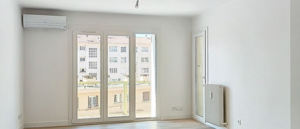 Appartement 3 pièces de 56 m² à Toulon (83200)