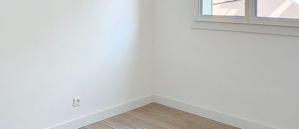 Appartement 3 pièces de 56 m² à Toulon (83200)