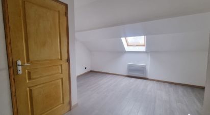 Maison 3 pièces de 46 m² à Floing (08200)