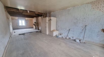 Maison 7 pièces de 220 m² à Pouru-aux-Bois (08140)