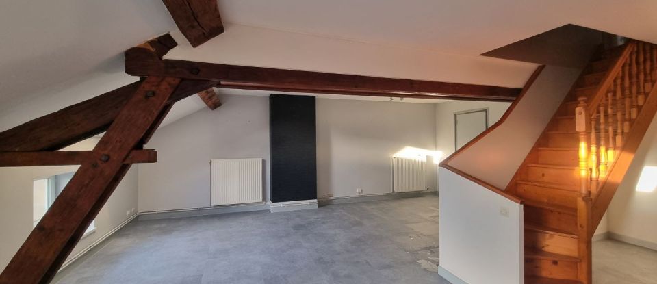 Immeuble de 270 m² à Floing (08200)