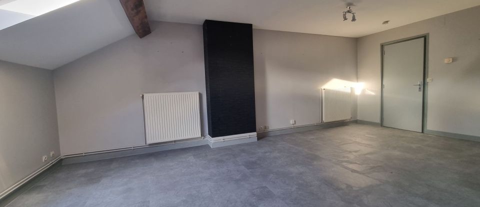 Immeuble de 270 m² à Floing (08200)