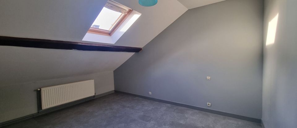 Immeuble de 270 m² à Floing (08200)